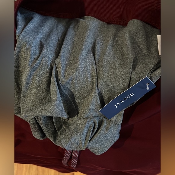 Men’s Jaanuu scrub pants medium NWT - Picture 2 of 4